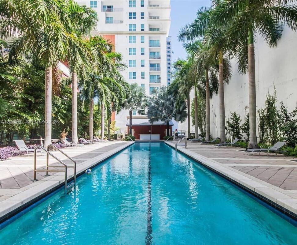 THE LOFT DOWNTOWN II COND - Residential Lease