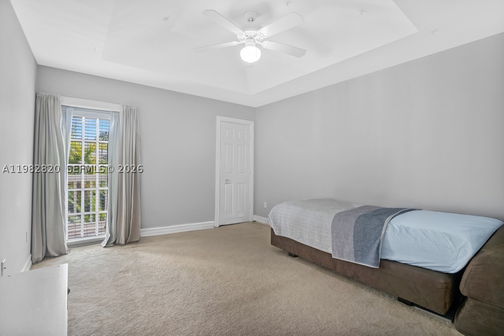 RIVER OAKS - Residential