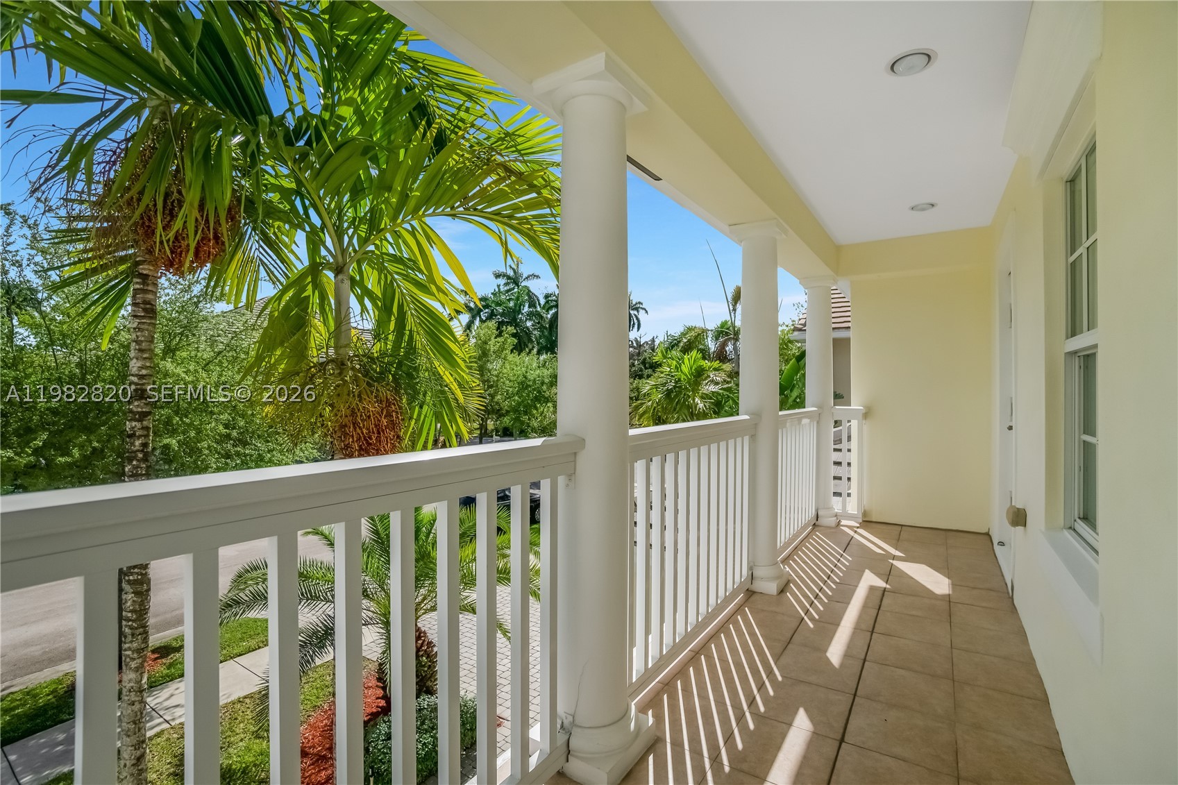 RIVER OAKS - Residential
