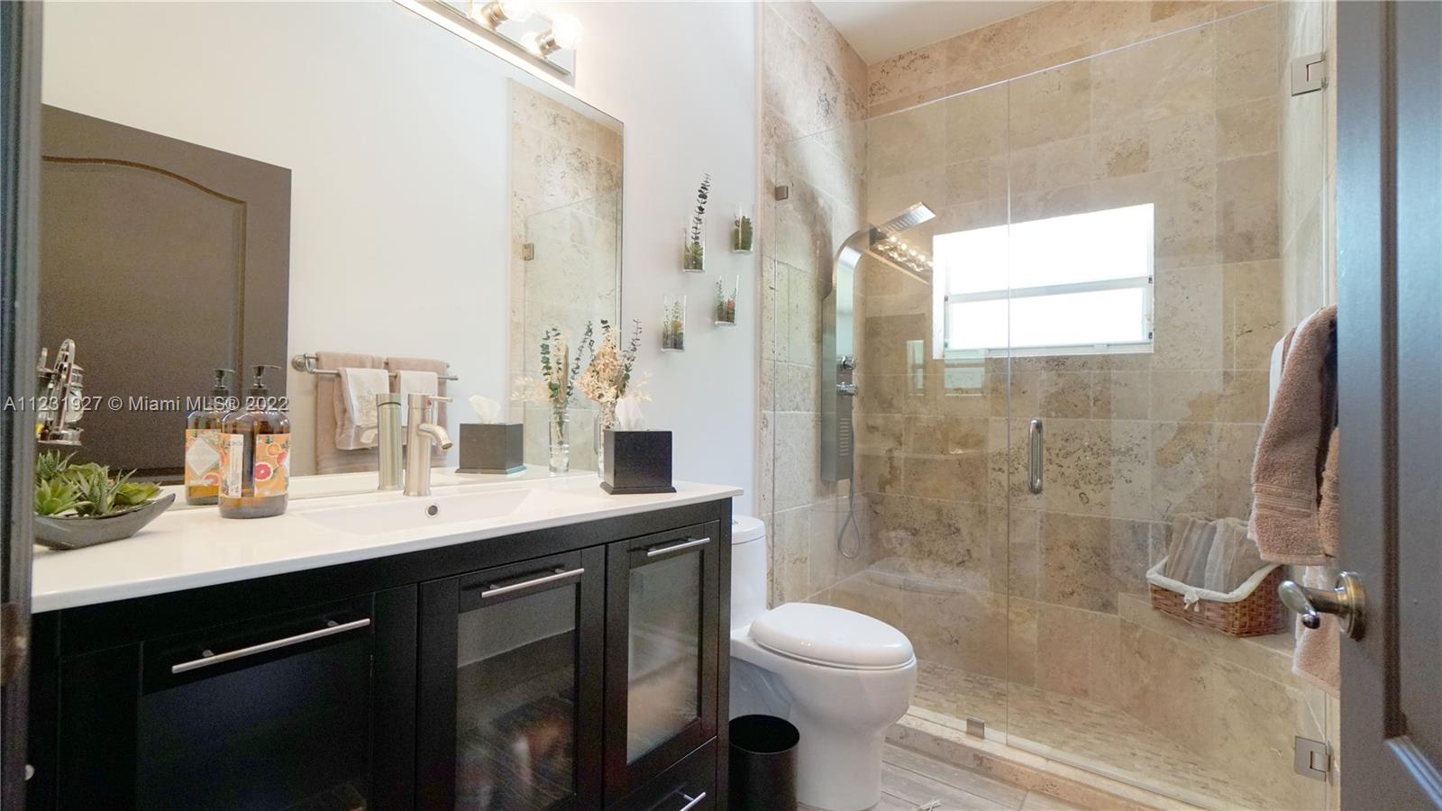 DORAL ISLES ANTILLES 1ST - Residential