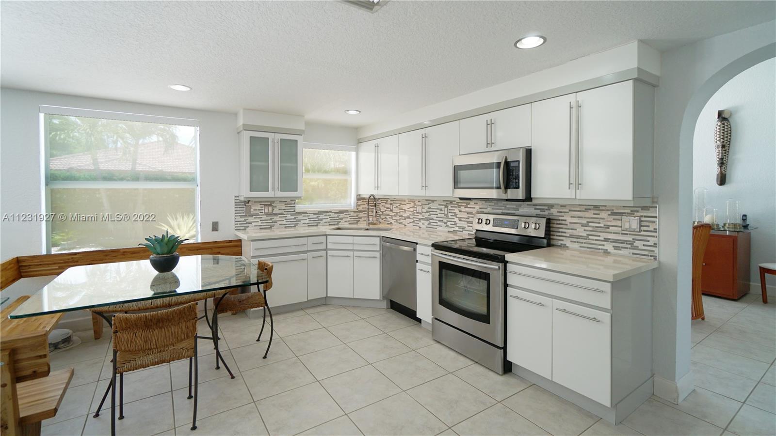 DORAL ISLES ANTILLES 1ST - Residential