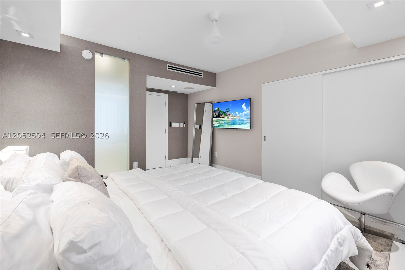 ¤BAL HARBOUR RES SEC - Residential Lease