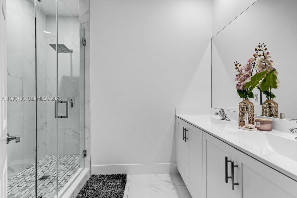 ENCLAVE SOUTH PHASE I - Residential
