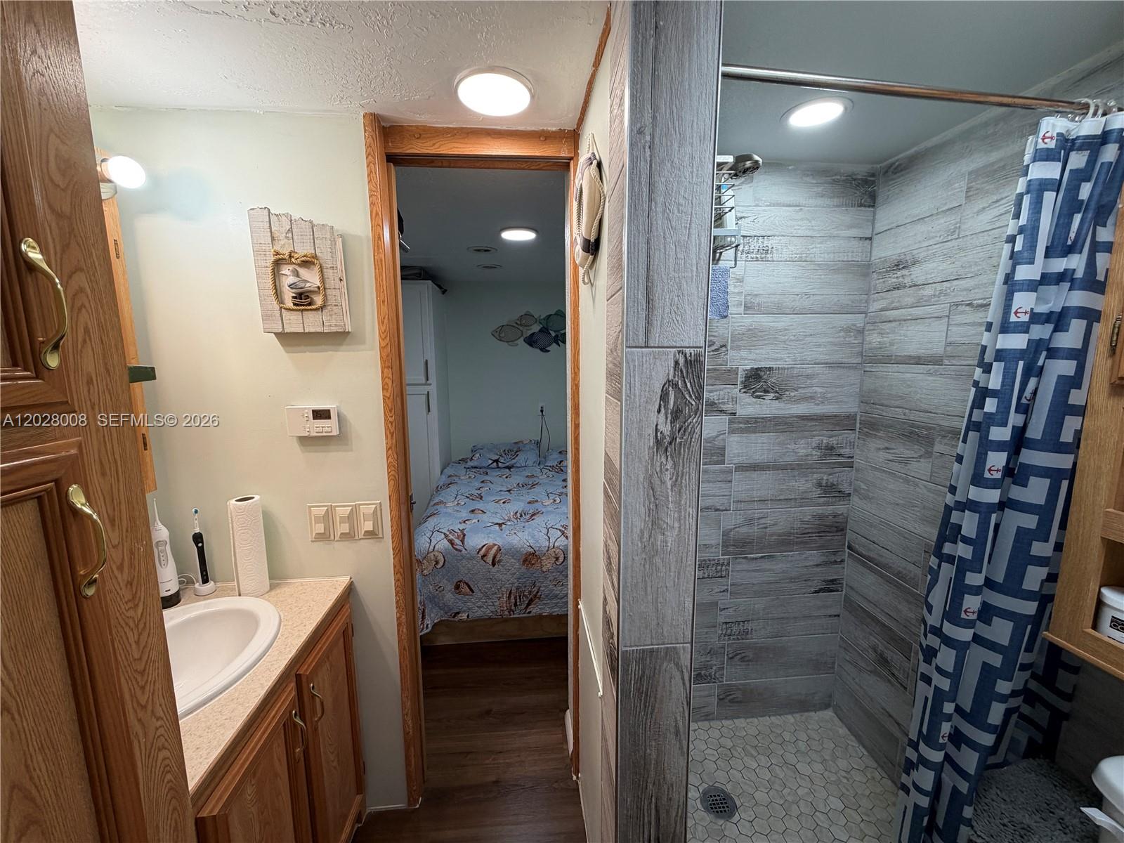 CALUSA CAMPGROUND - Residential