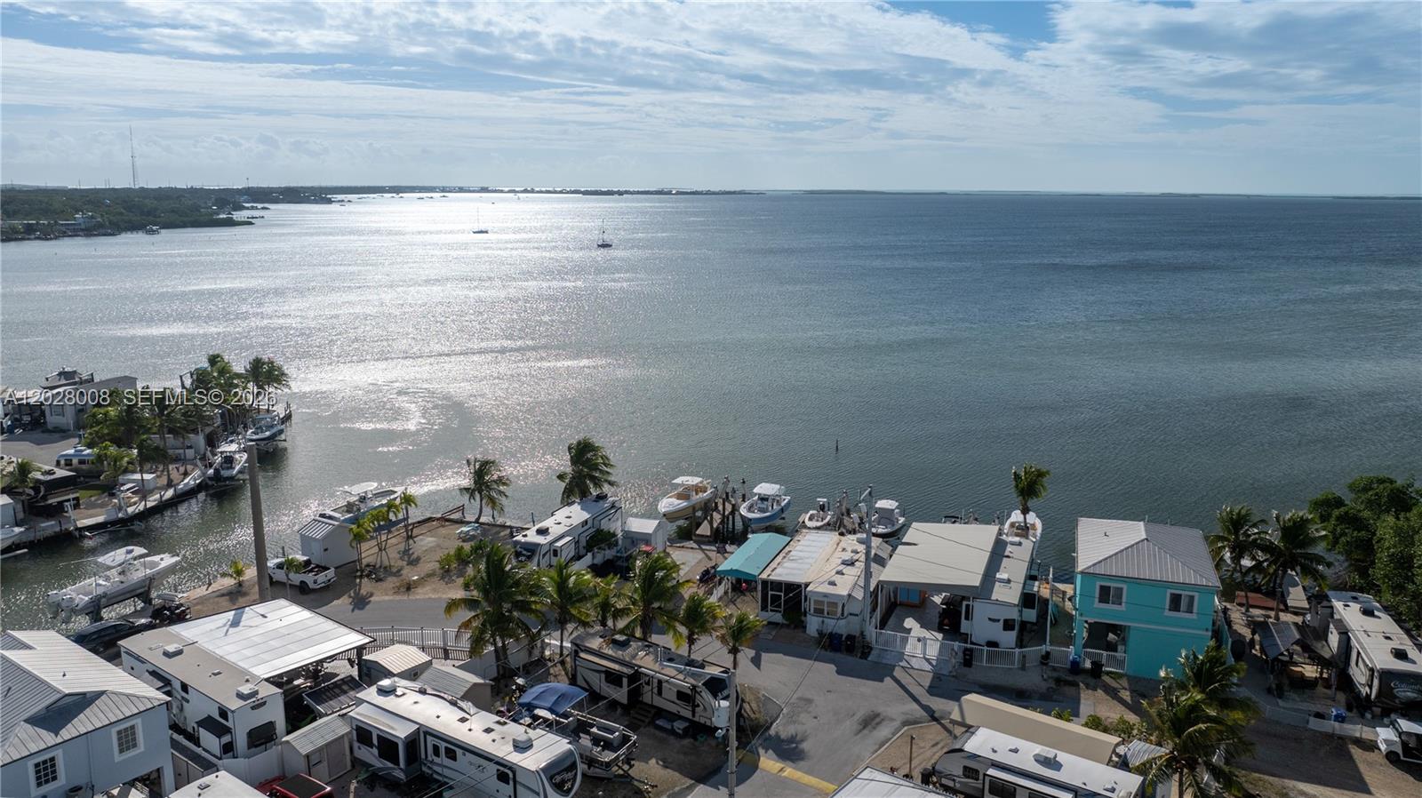 CALUSA CAMPGROUND - Residential