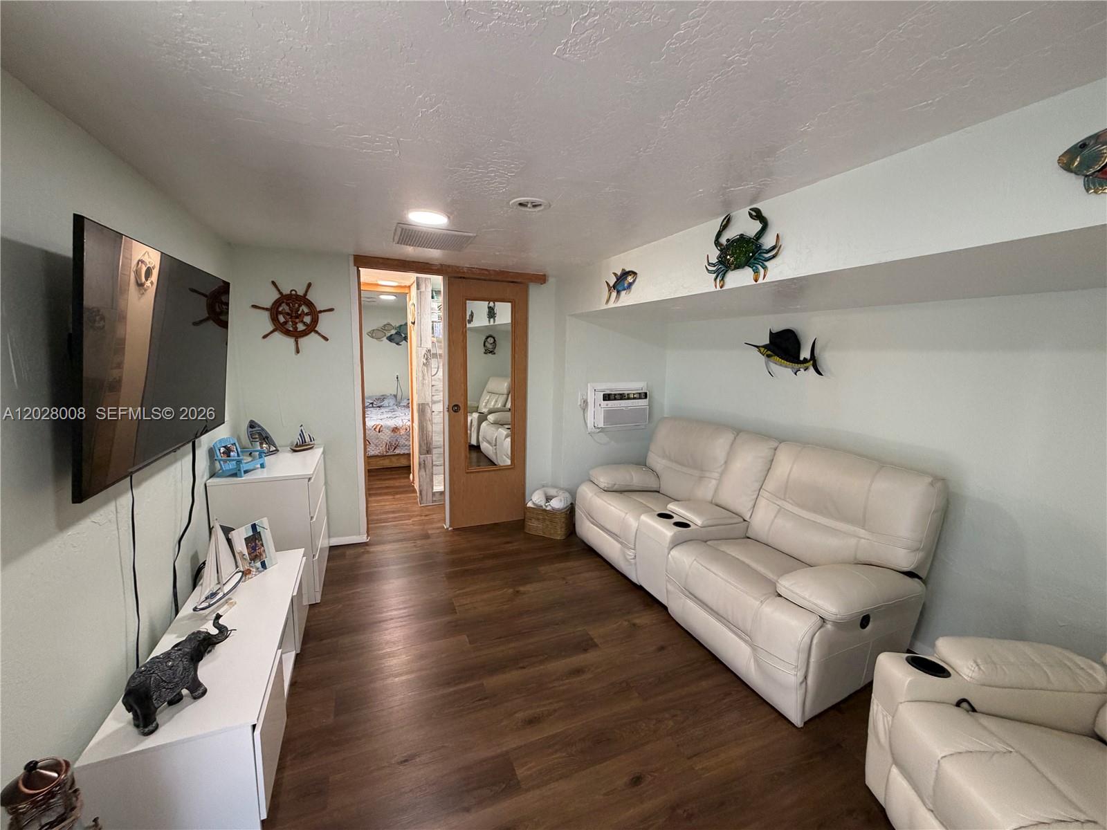 CALUSA CAMPGROUND - Residential