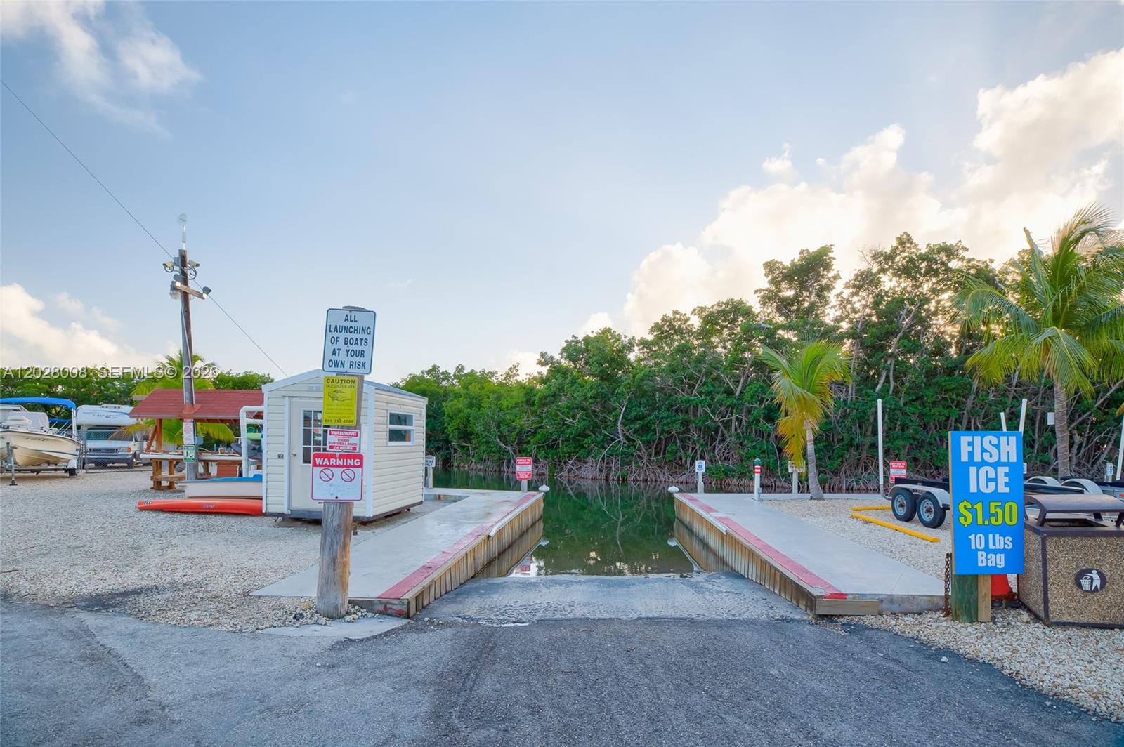 CALUSA CAMPGROUND - Residential