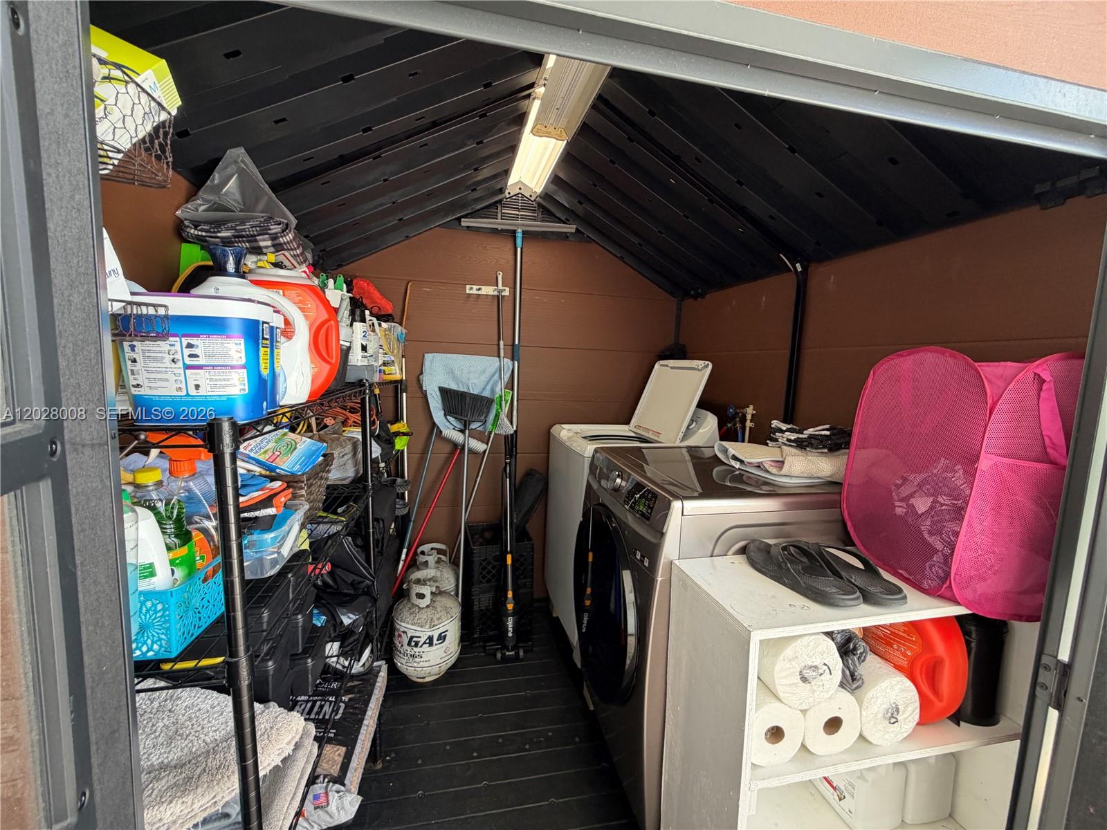 CALUSA CAMPGROUND - Residential