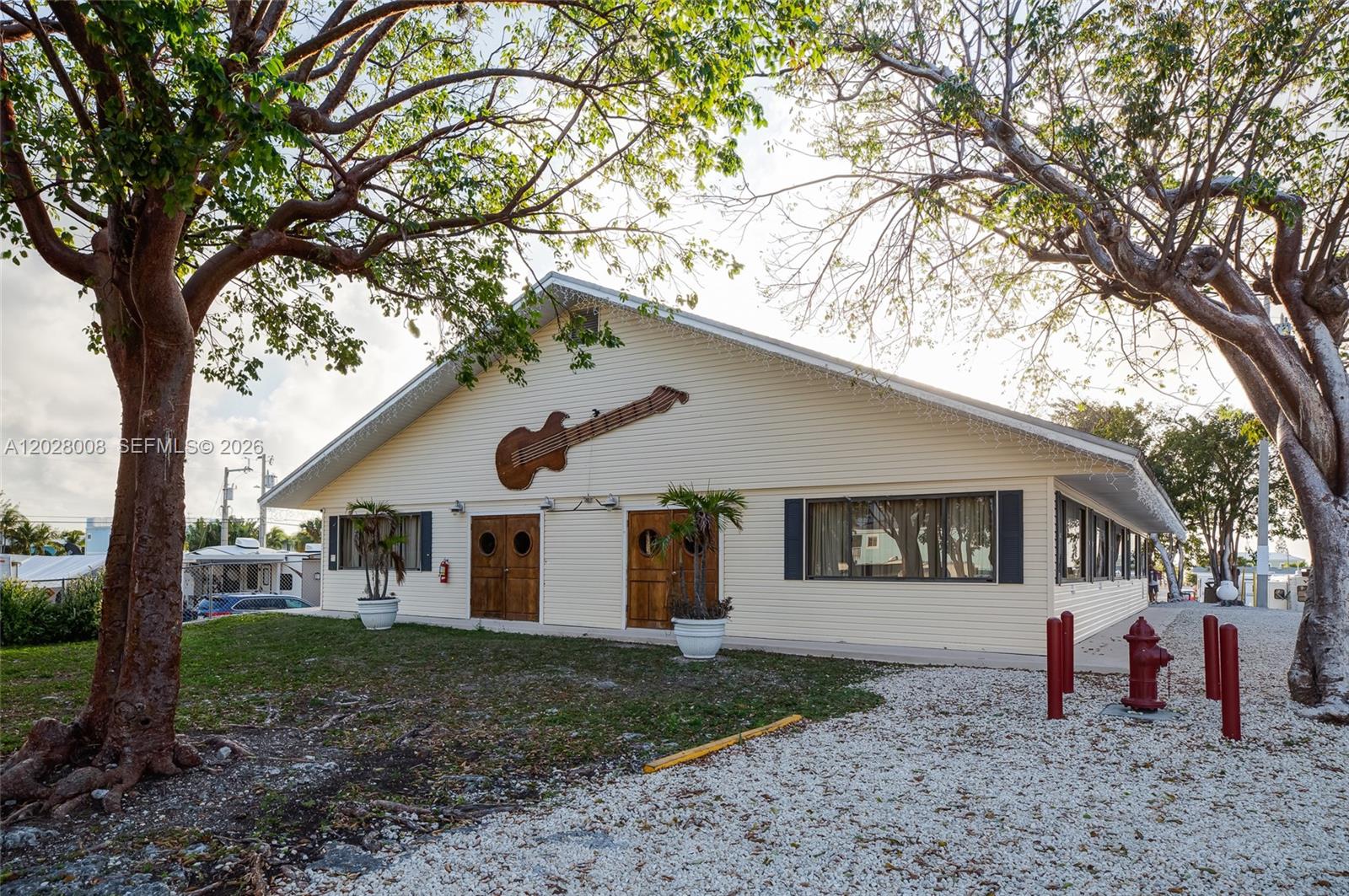 CALUSA CAMPGROUND - Residential