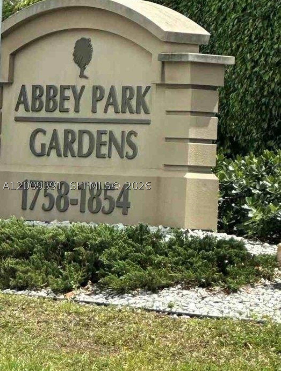 ABBEY PARK GARDENS I COND - Residential