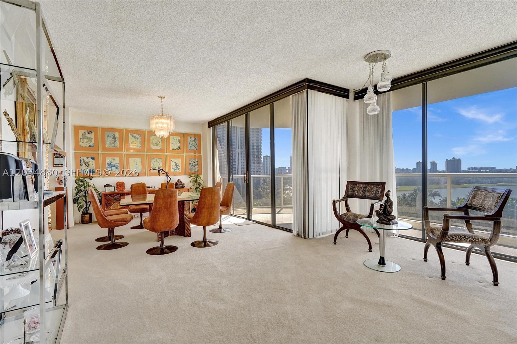HAMPTONS WEST CONDO - Residential