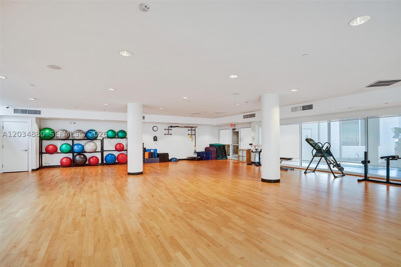 HAMPTONS WEST CONDO - Residential