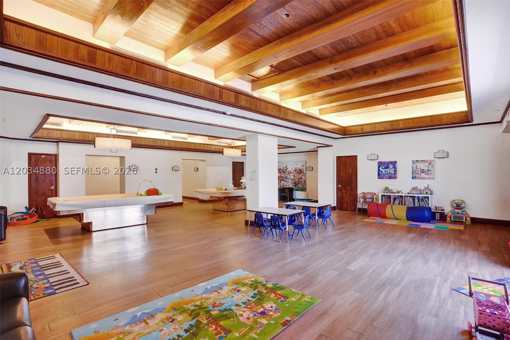 HAMPTONS WEST CONDO - Residential