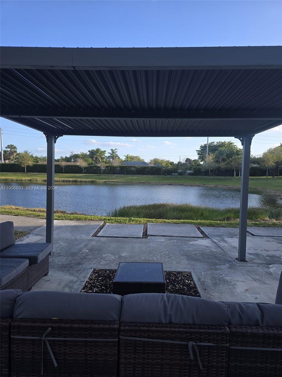 PLANTATION BUSINESS PARK - Residential