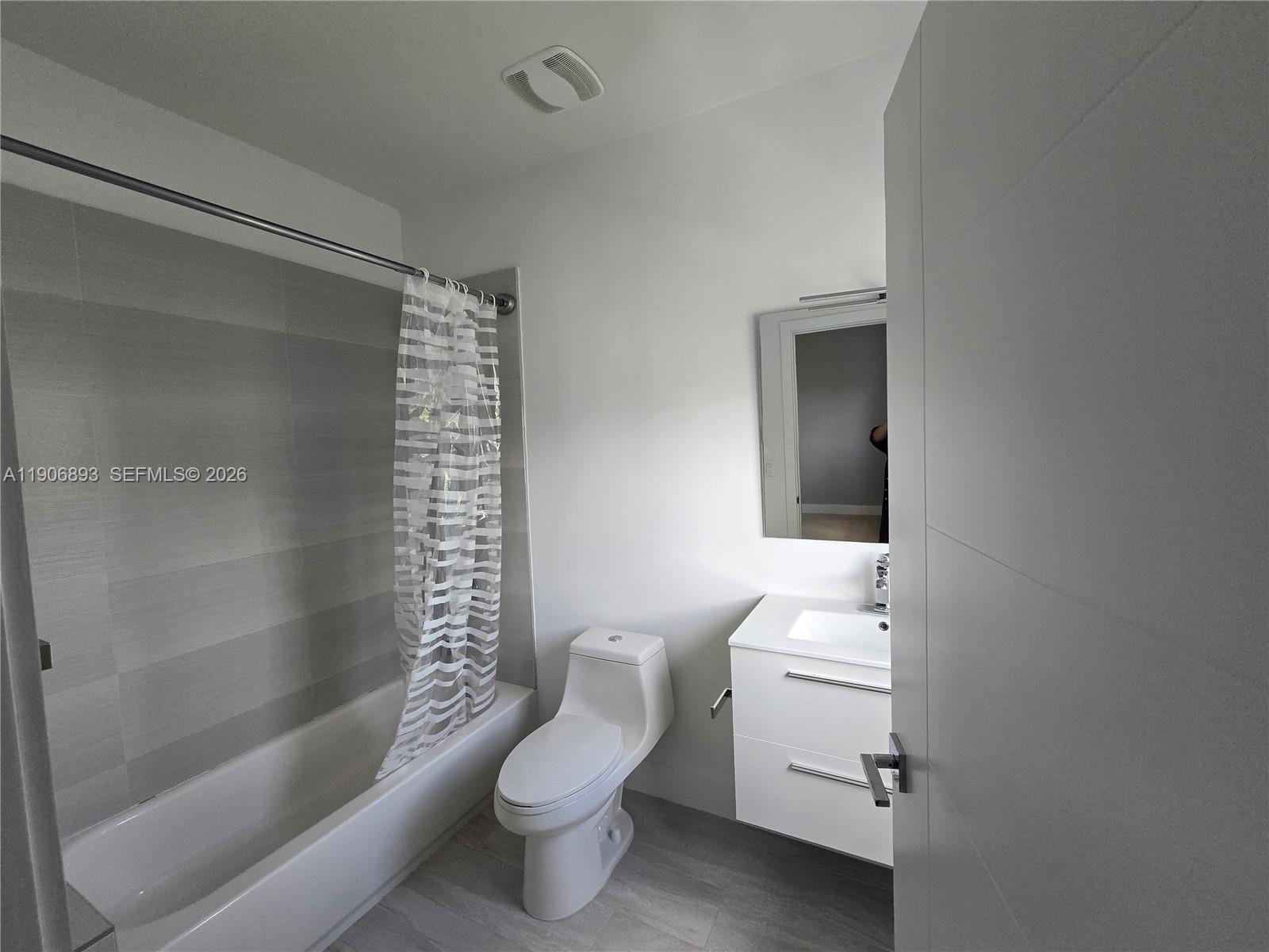 PLANTATION BUSINESS PARK - Residential
