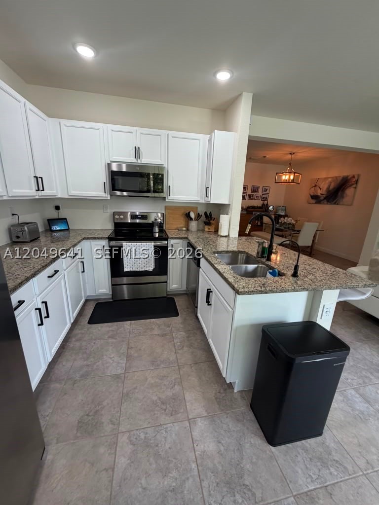AQUABELLA SECTION TWO - Residential Lease