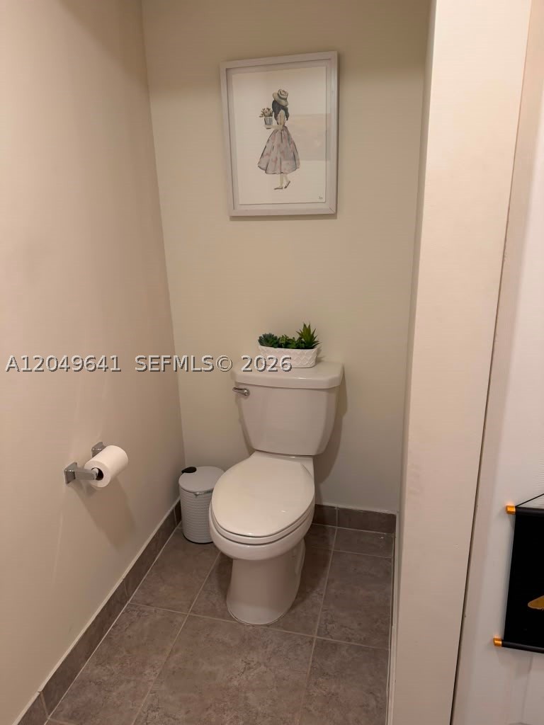 AQUABELLA SECTION TWO - Residential Lease