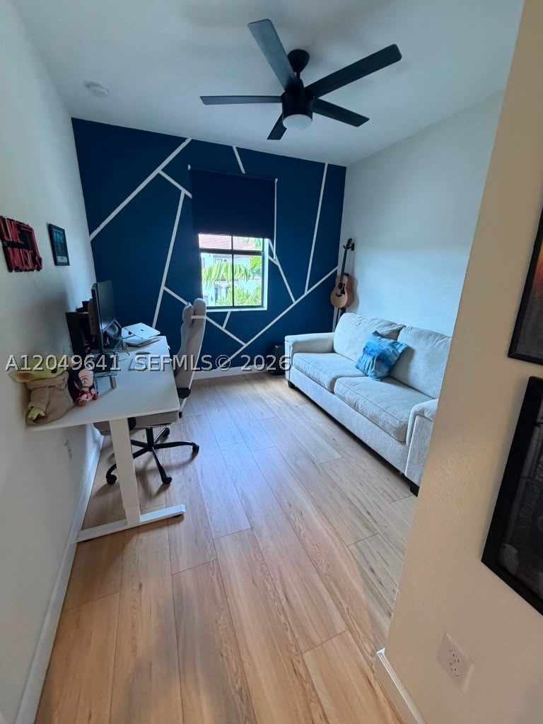 AQUABELLA SECTION TWO - Residential Lease