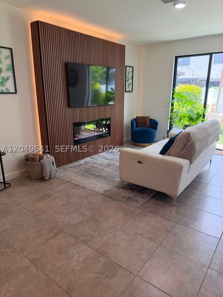 AQUABELLA SECTION TWO - Residential Lease