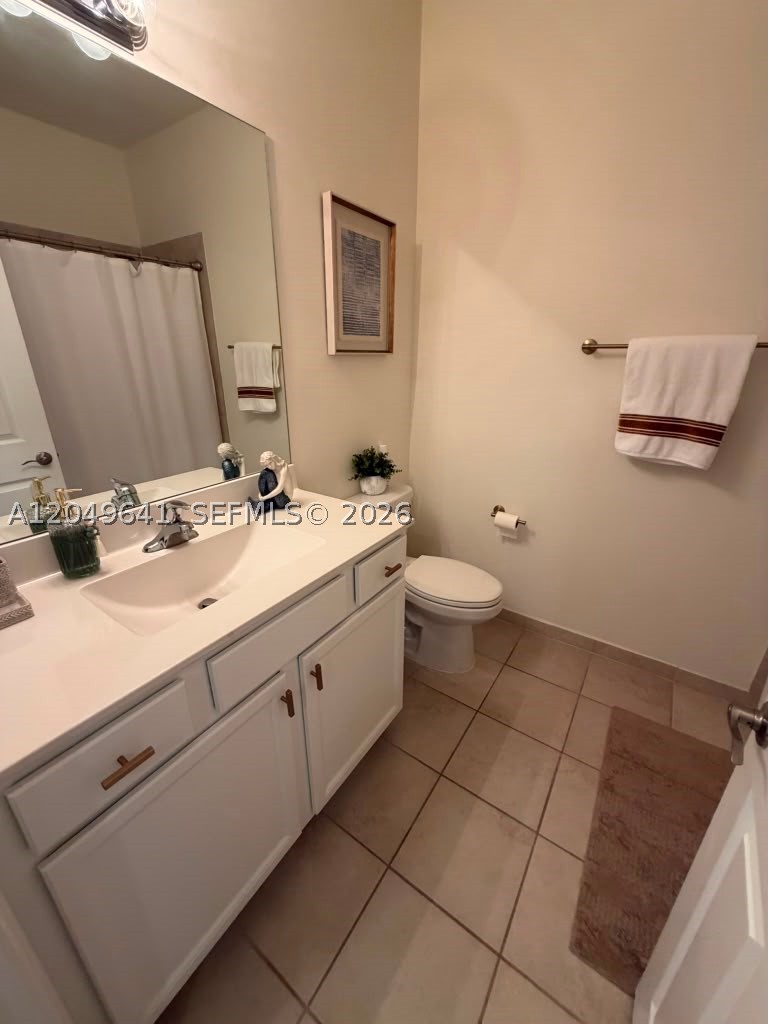 AQUABELLA SECTION TWO - Residential Lease