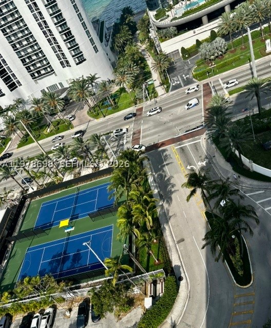 ARLEN HOUSE EAST CONDO - Residential