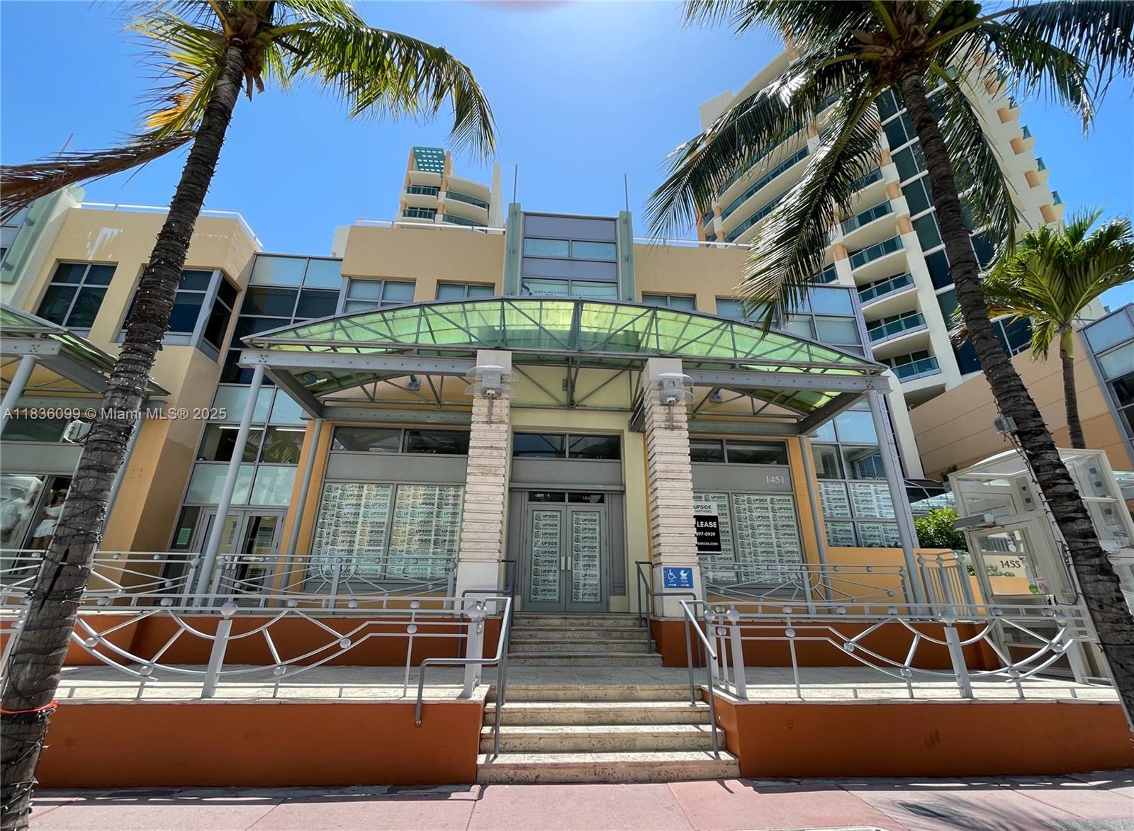 Retail condo available for purchase (there are two, please see other listing) separately or as a package
• Unique Opportunity to own ground floor space along Ocean Drive
• Across the street from The Collins, an upcoming redevelopment featuring
over 100,000 SF of Class A office and restaurant space
• Dedicated on-site parking in underground parking lot