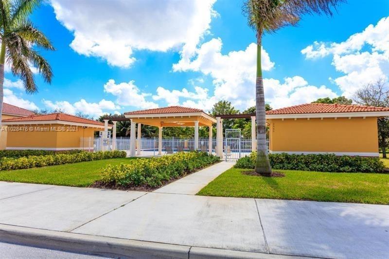 UNITED HOMES AT BELLA VIS - Residential