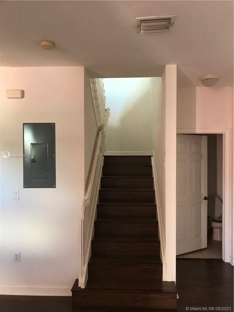 UNITED HOMES AT BELLA VIS - Residential