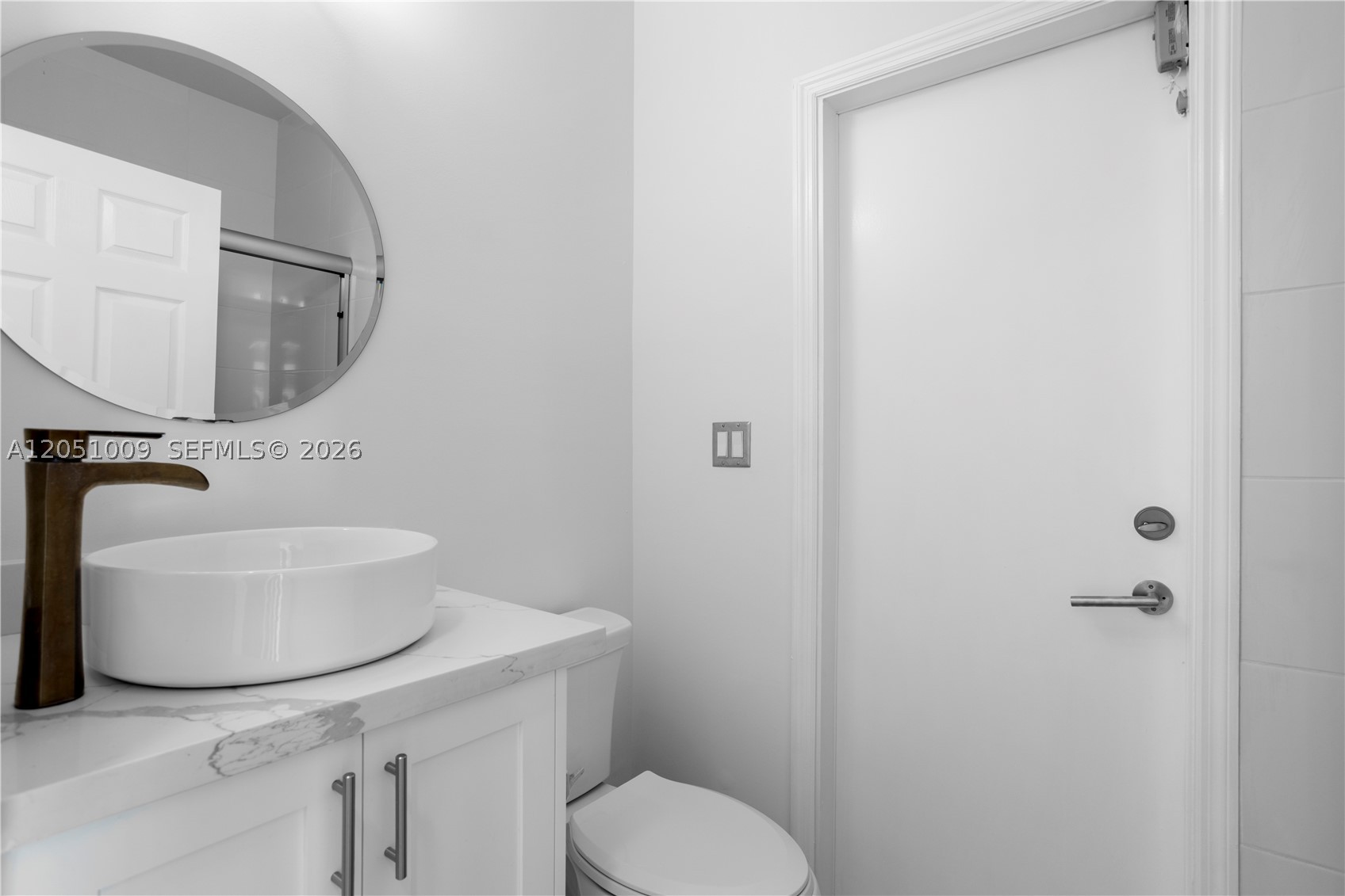 SAPPHIRE POINTE - DIAMOND - Residential