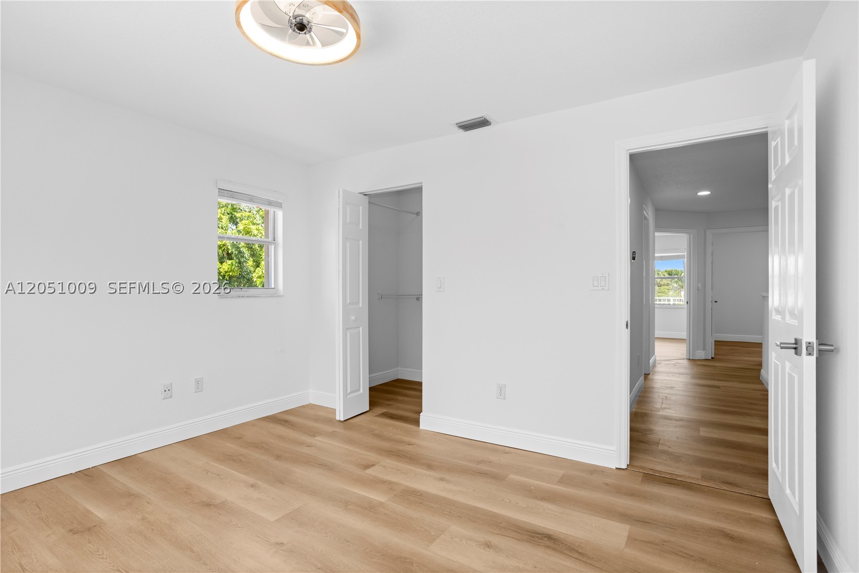SAPPHIRE POINTE - DIAMOND - Residential