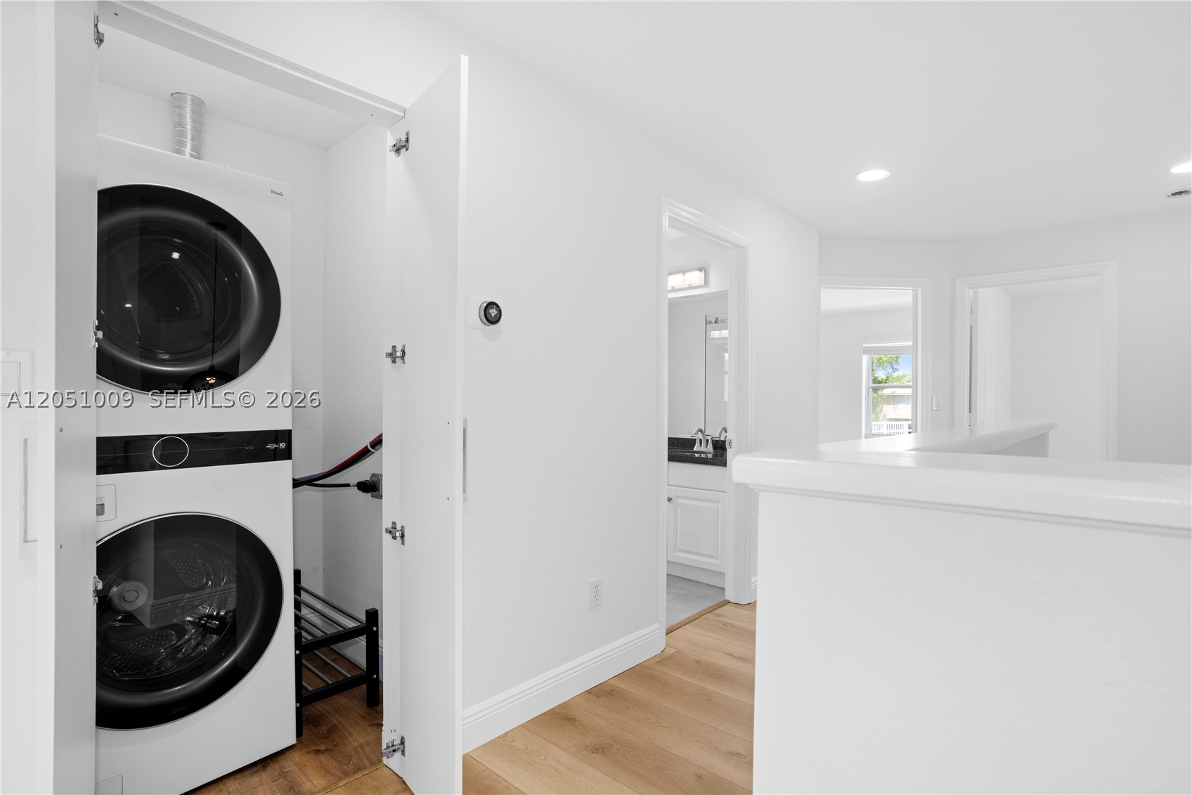 SAPPHIRE POINTE - DIAMOND - Residential