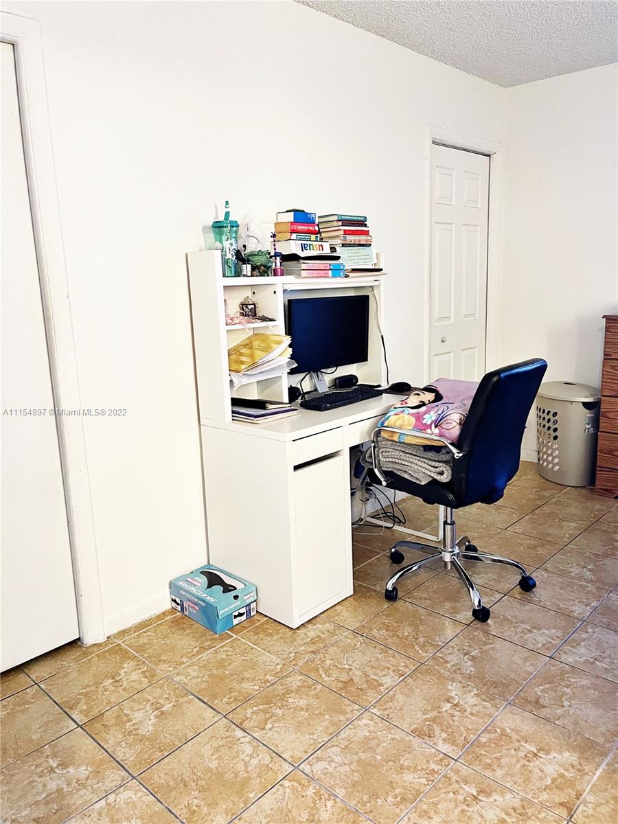 FOX CHASE CONDO #1 - Residential