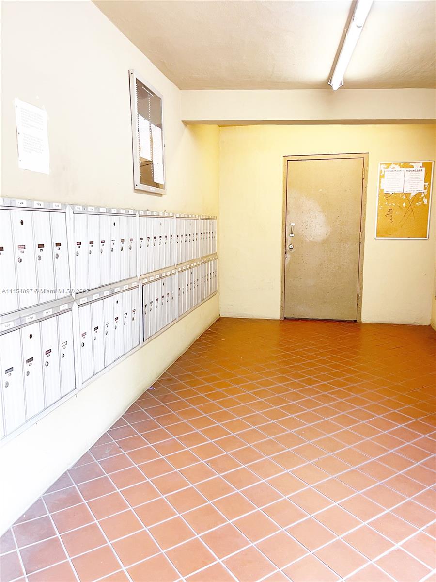 FOX CHASE CONDO #1 - Residential