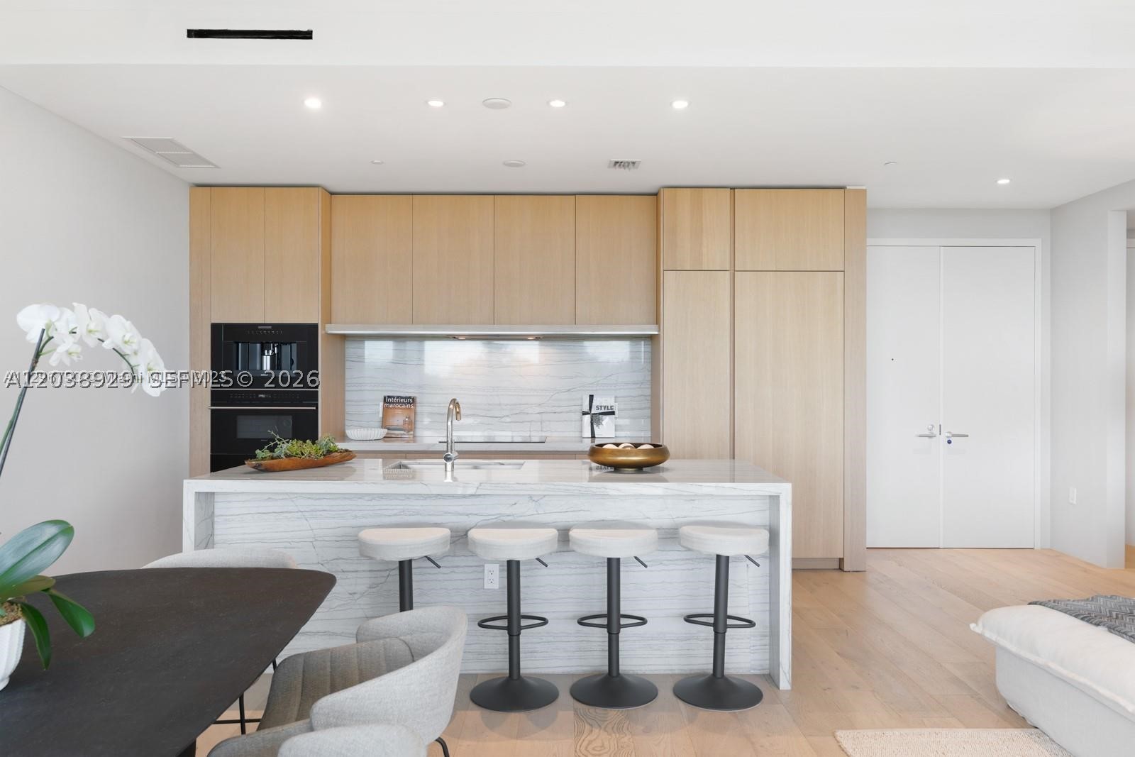 8701 COLLINS AVE CONDO - Residential Lease