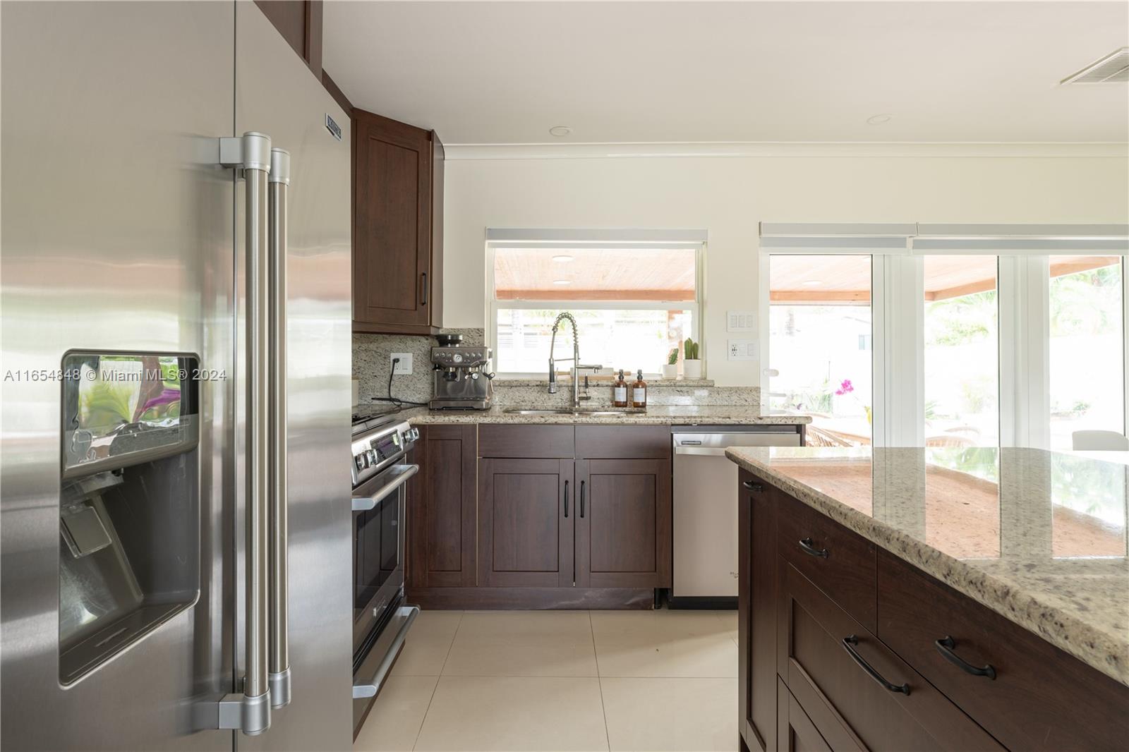 HOLLYWOOD HEIGHTS ADD SEC - Residential