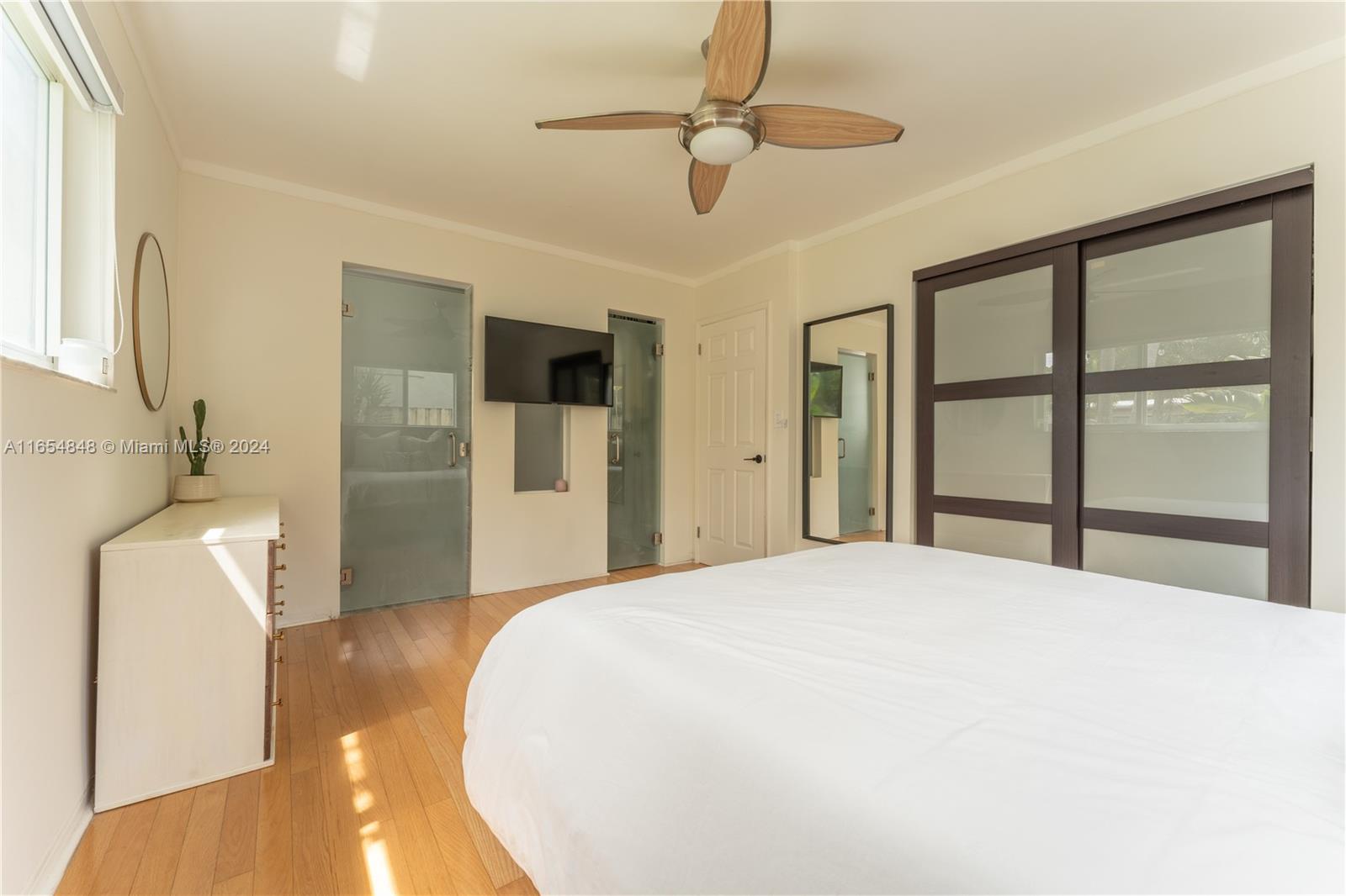 HOLLYWOOD HEIGHTS ADD SEC - Residential