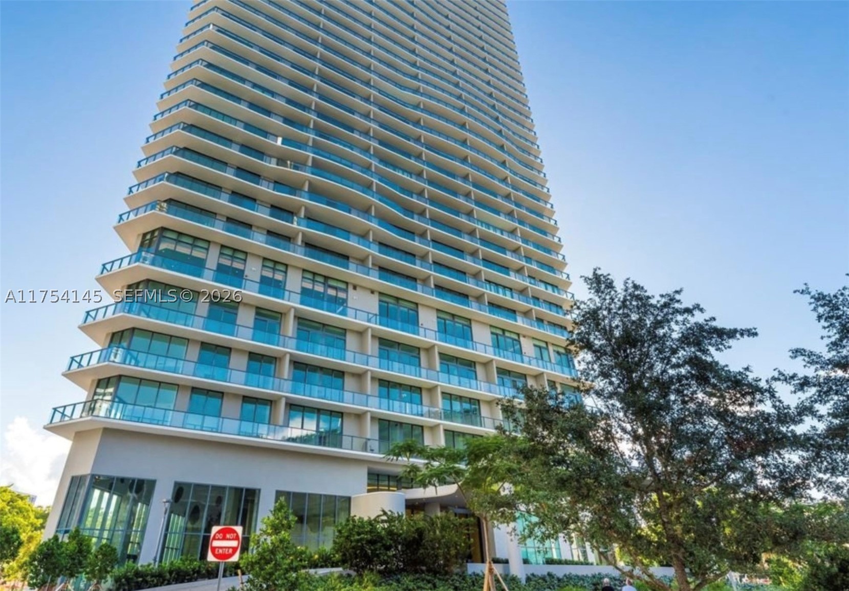 PARAISO BAYVIEWS CONDO - Residential