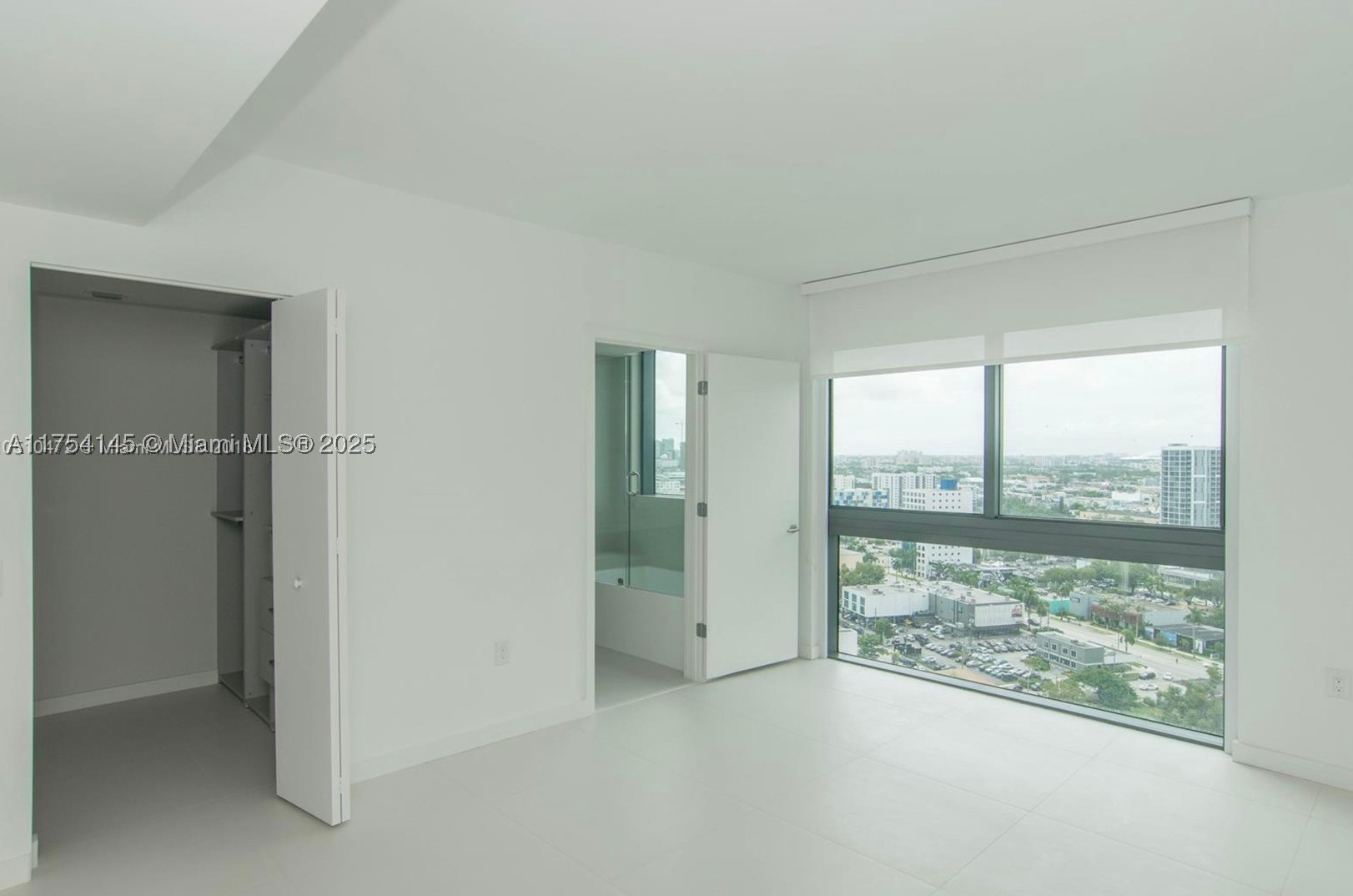 PARAISO BAYVIEWS CONDO - Residential
