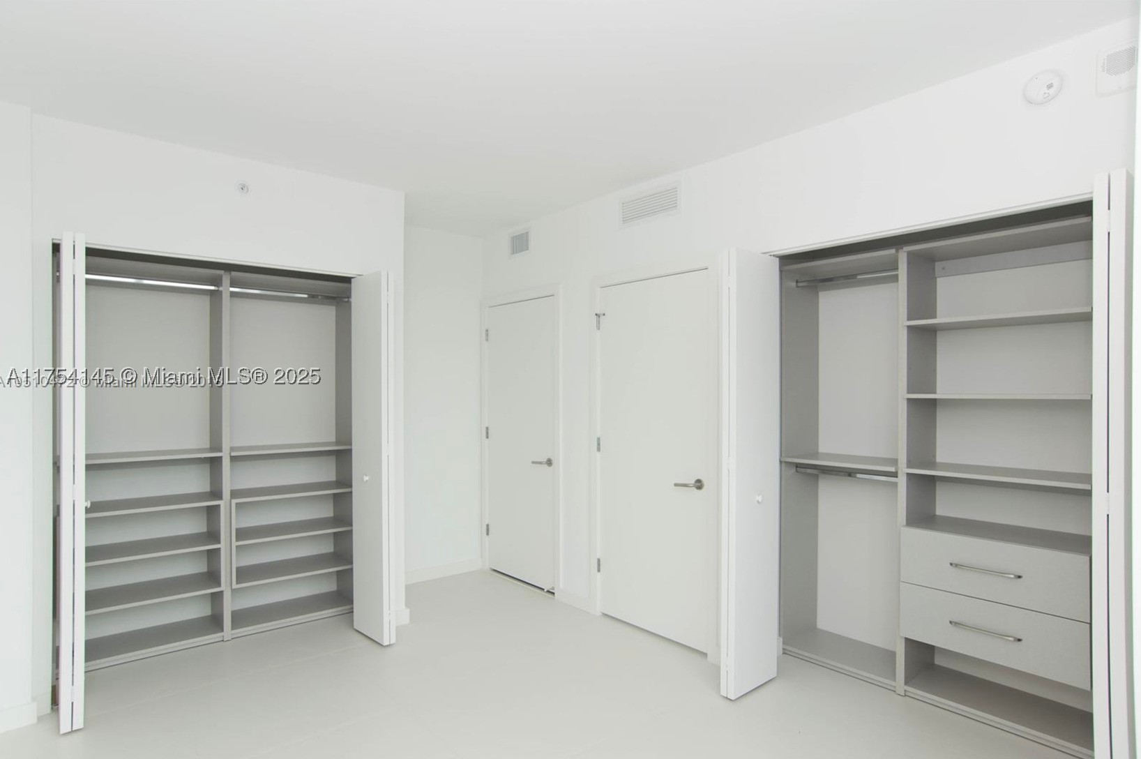 PARAISO BAYVIEWS CONDO - Residential