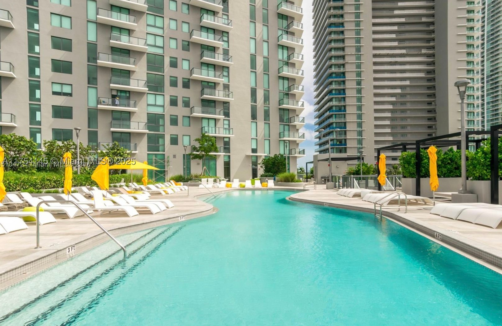 PARAISO BAYVIEWS CONDO - Residential