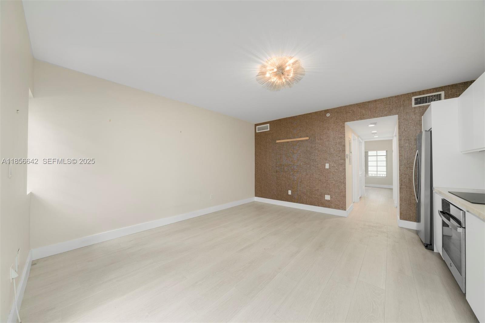 ARTECITY GOVERNOR CONDO - Residential