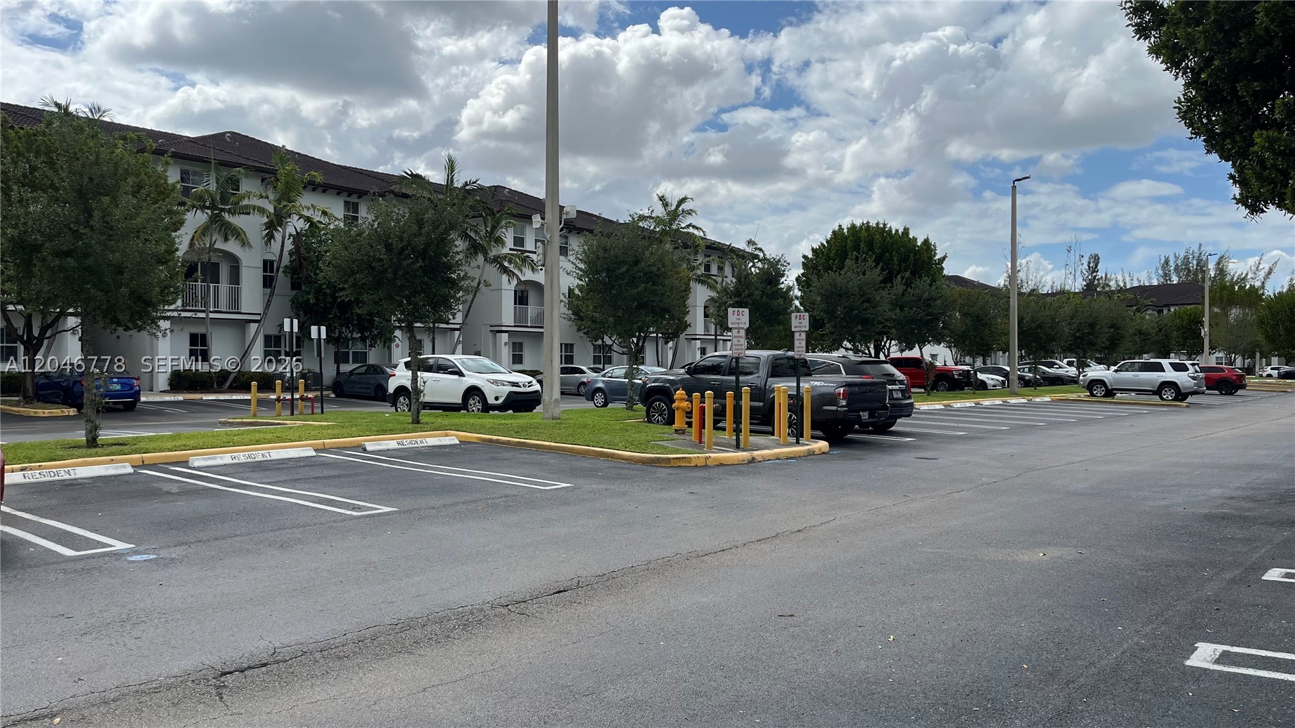 ST MAARTEN AT GRAND BAY C - Residential Lease