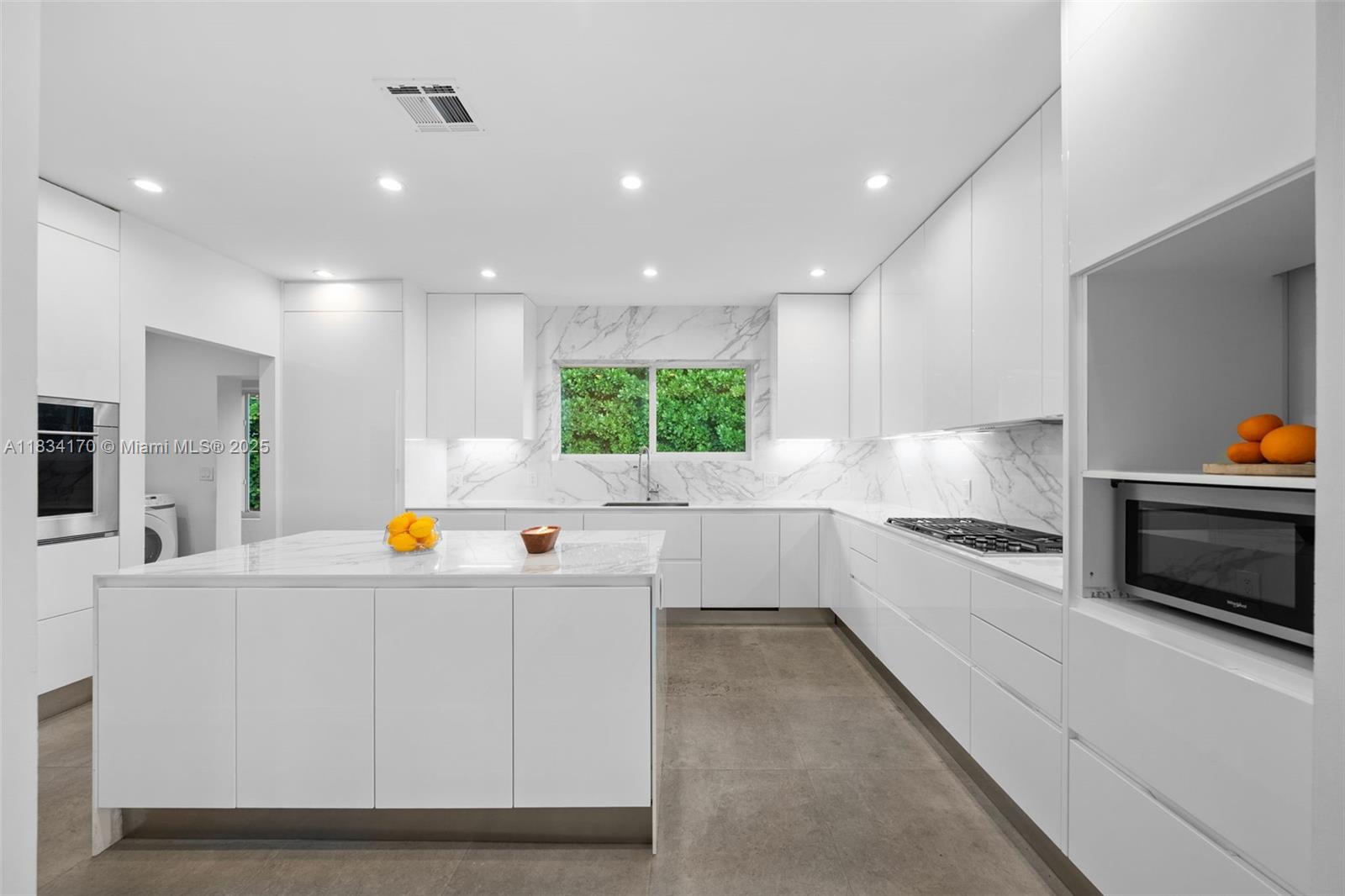 HIBISCUS ISLAND - Residential Lease
