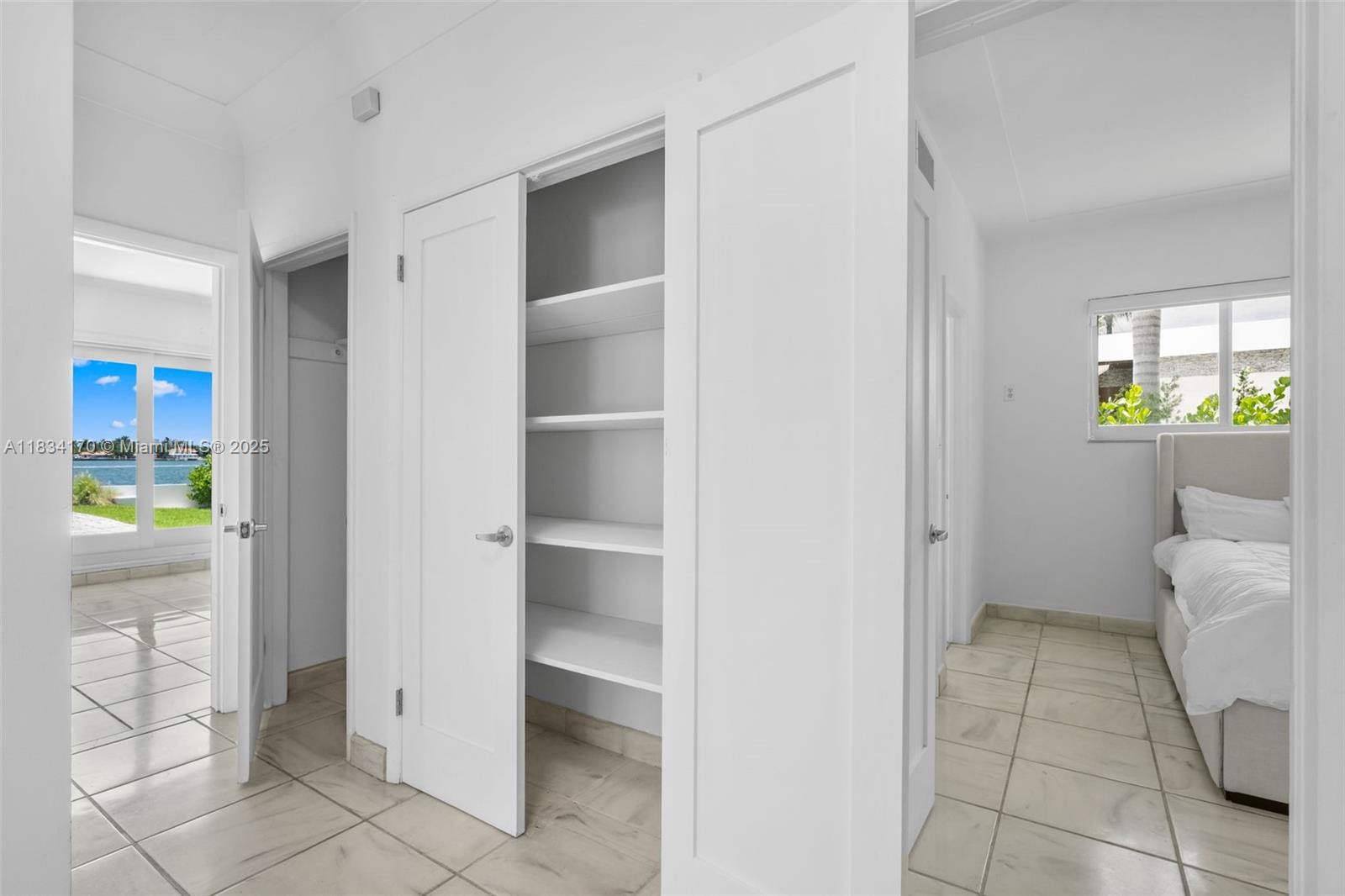 HIBISCUS ISLAND - Residential Lease