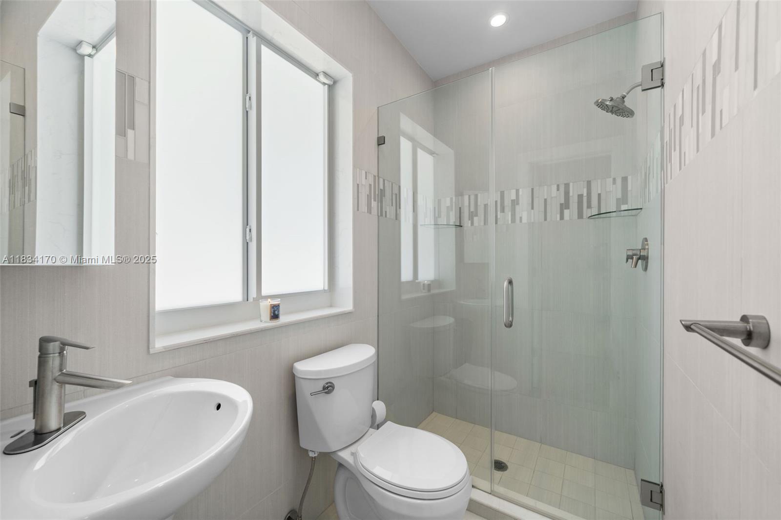 HIBISCUS ISLAND - Residential Lease