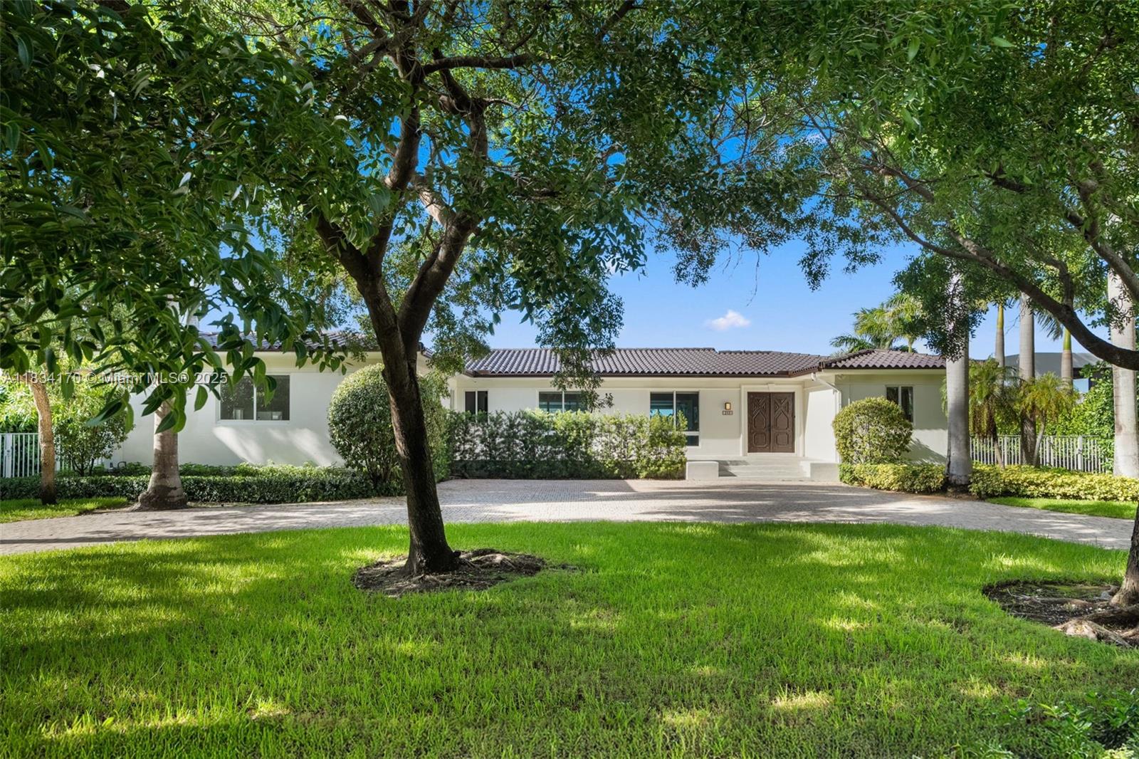 HIBISCUS ISLAND - Residential Lease
