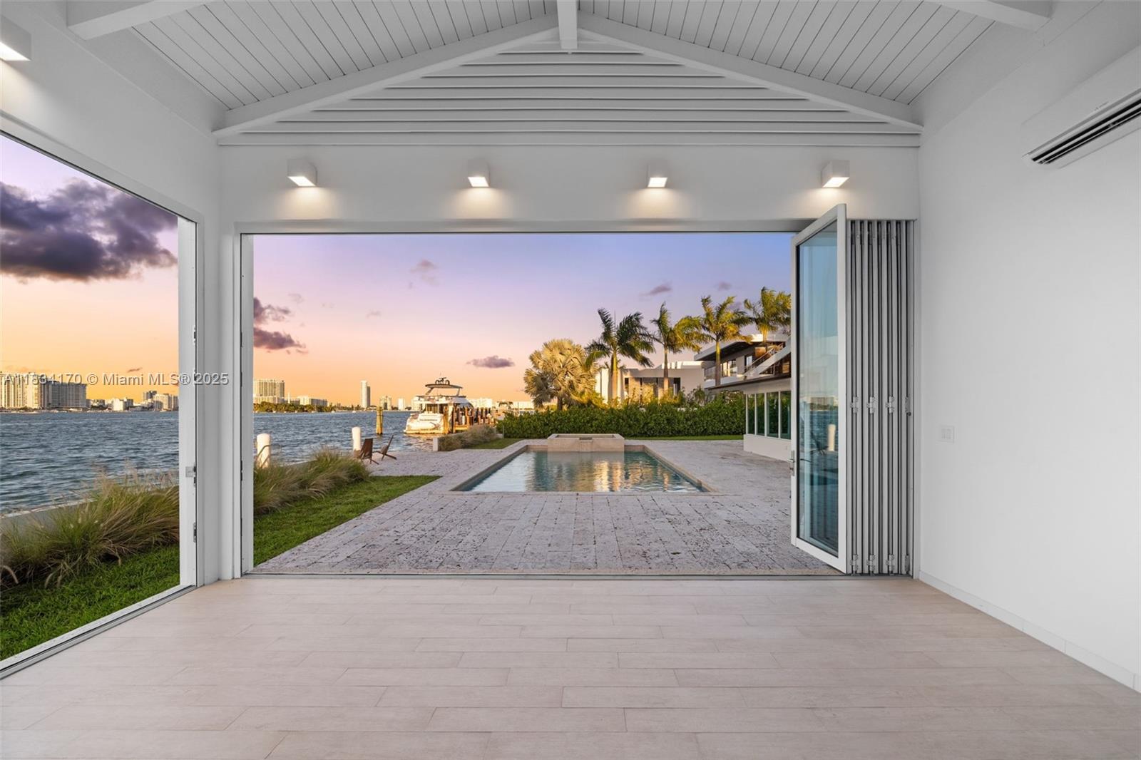 HIBISCUS ISLAND - Residential Lease