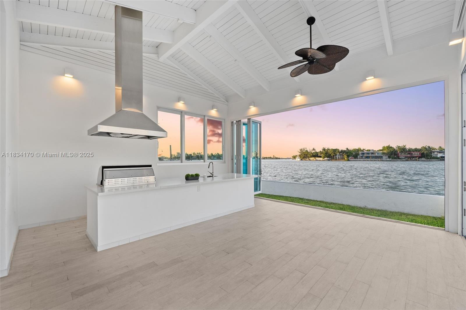 HIBISCUS ISLAND - Residential Lease