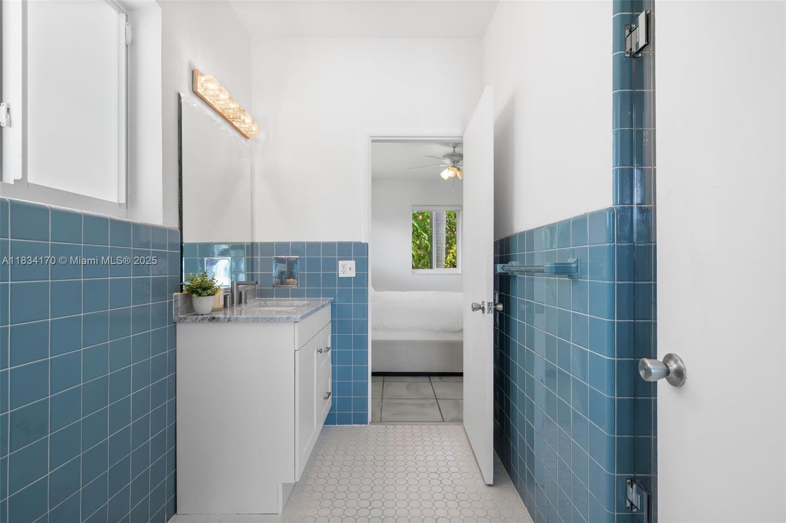 HIBISCUS ISLAND - Residential Lease