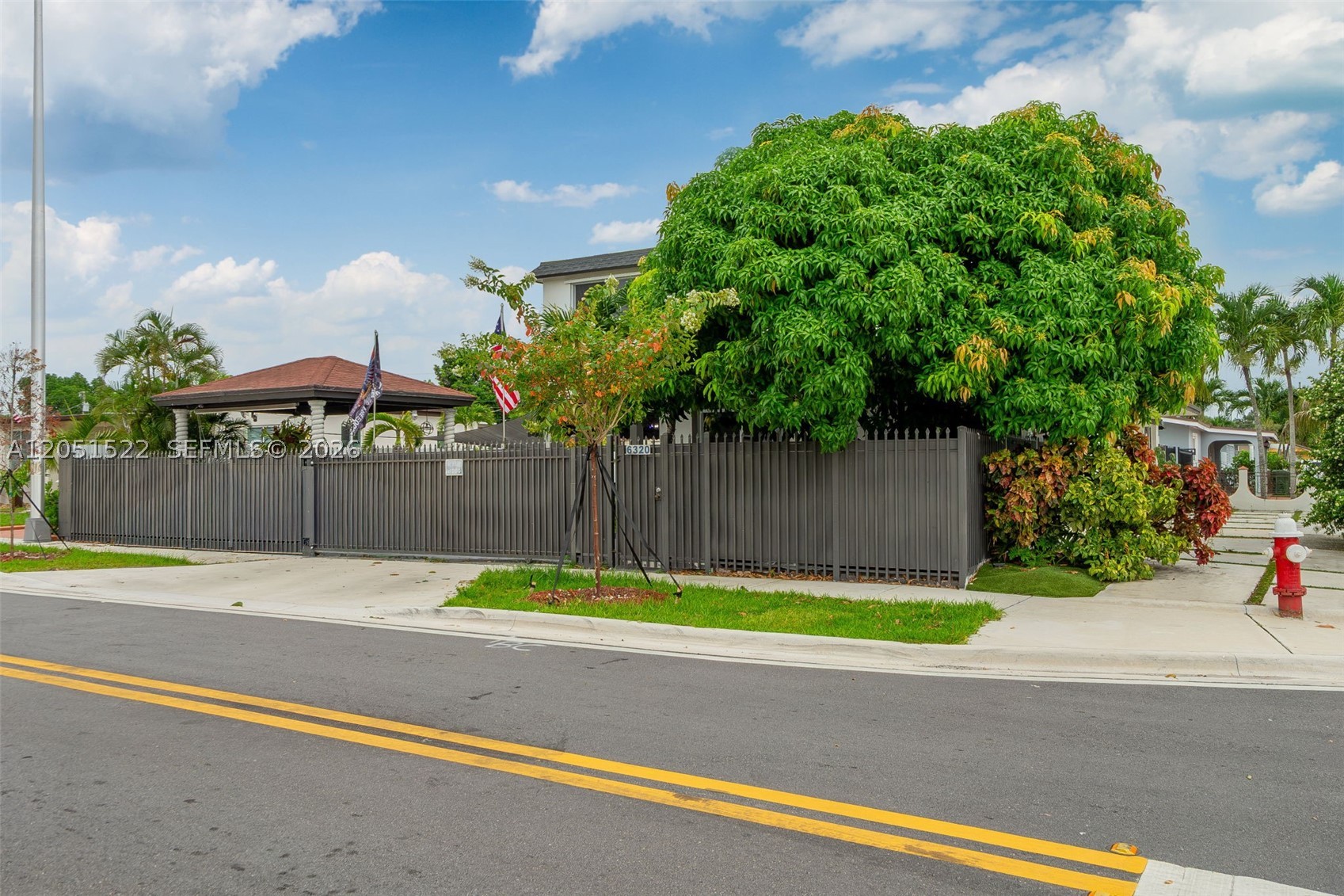 SARATOGA HEIGHTS - Residential